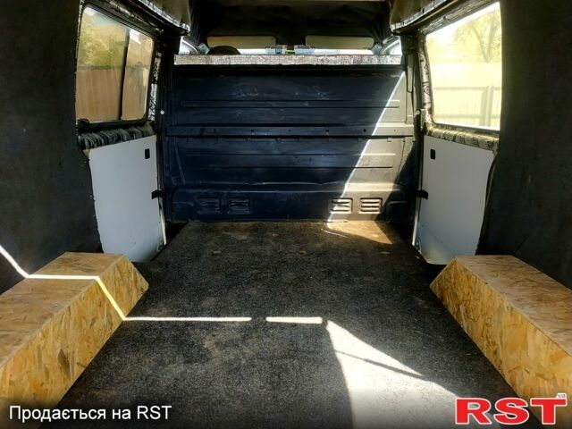 Форд Транзит, объемом двигателя 25 л и пробегом 297 тыс. км за 3800 $, фото 7 на Automoto.ua