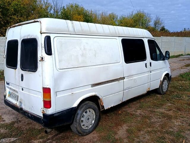 Форд Транзит, объемом двигателя 2.5 л и пробегом 324 тыс. км за 1700 $, фото 1 на Automoto.ua