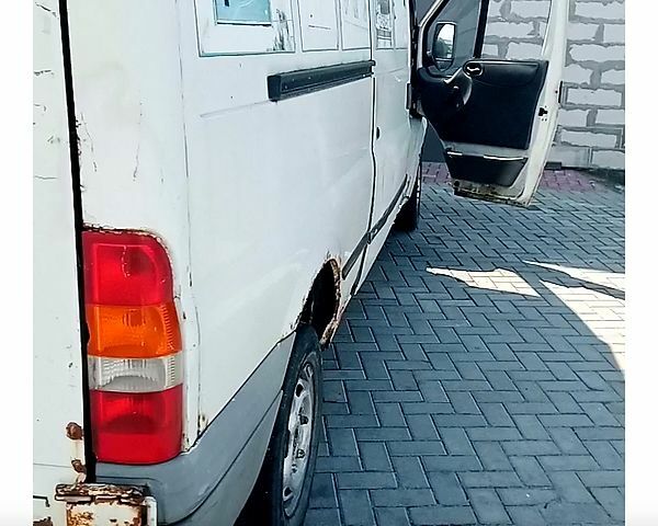 Форд Транзит, объемом двигателя 2.1 л и пробегом 200 тыс. км за 1700 $, фото 1 на Automoto.ua