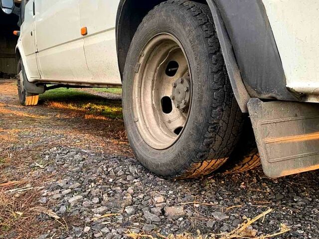 Форд Транзит, об'ємом двигуна 2.4 л та пробігом 300 тис. км за 6200 $, фото 5 на Automoto.ua