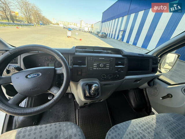 Форд Транзит, объемом двигателя 2.4 л и пробегом 380 тыс. км за 8400 $, фото 19 на Automoto.ua