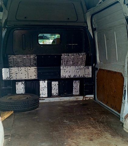 Форд Транзит, объемом двигателя 2.2 л и пробегом 423 тыс. км за 6500 $, фото 5 на Automoto.ua