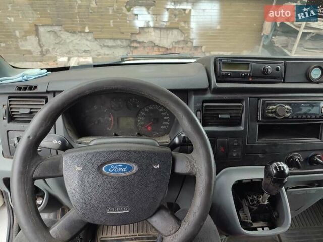 Форд Транзит, об'ємом двигуна 2.2 л та пробігом 300 тис. км за 4300 $, фото 10 на Automoto.ua