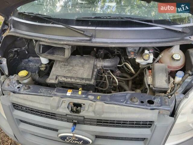 Форд Транзит, объемом двигателя 2.2 л и пробегом 400 тыс. км за 6500 $, фото 5 на Automoto.ua