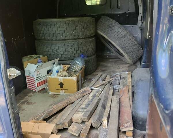 Форд Транзит, объемом двигателя 2.2 л и пробегом 400 тыс. км за 6500 $, фото 3 на Automoto.ua