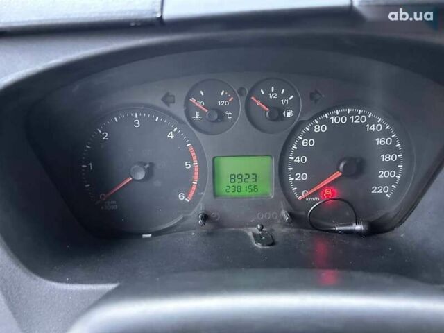 Форд Транзит, объемом двигателя 2.2 л и пробегом 238 тыс. км за 11200 $, фото 16 на Automoto.ua