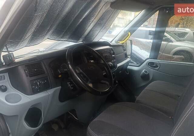 Форд Транзит, об'ємом двигуна 2.4 л та пробігом 290 тис. км за 11500 $, фото 2 на Automoto.ua