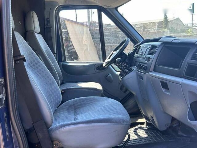 Форд Транзит, объемом двигателя 2.2 л и пробегом 382 тыс. км за 9700 $, фото 27 на Automoto.ua