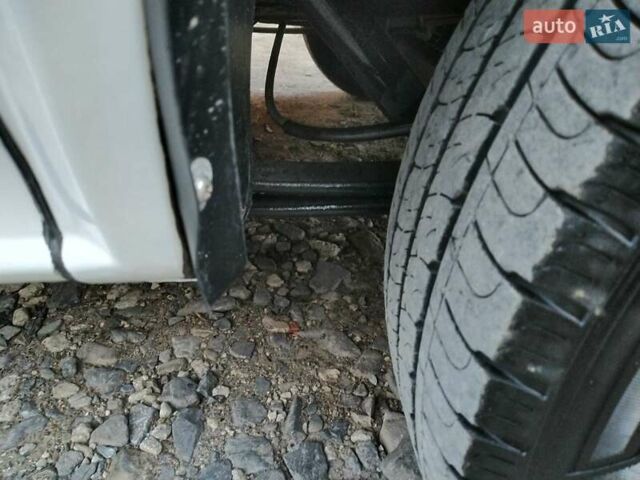Форд Транзит, объемом двигателя 2.2 л и пробегом 290 тыс. км за 9300 $, фото 29 на Automoto.ua
