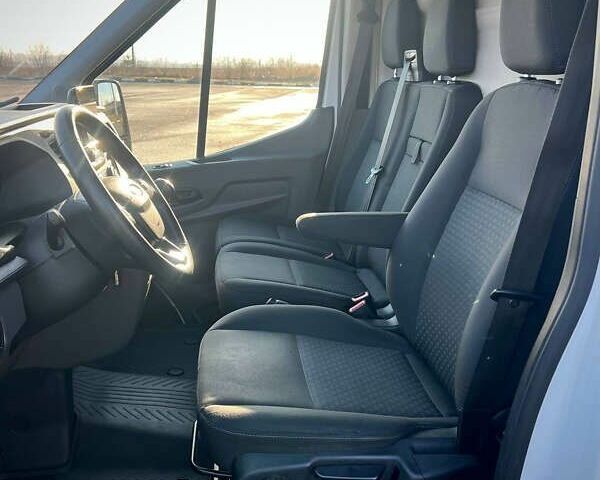 Форд Транзит, объемом двигателя 2 л и пробегом 203 тыс. км за 18499 $, фото 19 на Automoto.ua