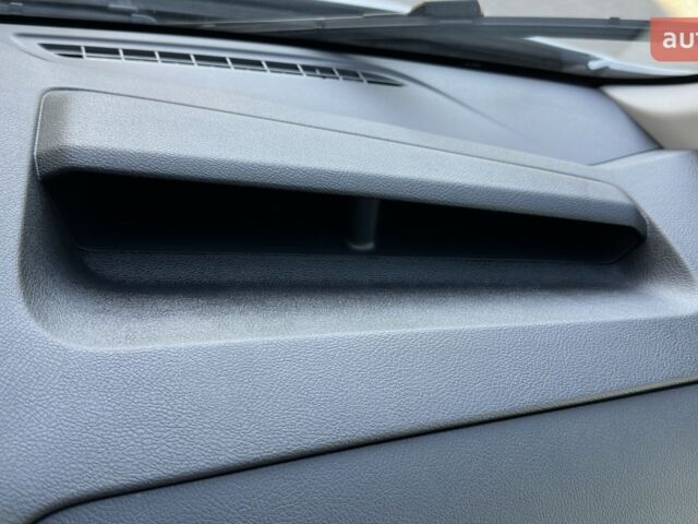 Форд Транзит, объемом двигателя 2 л и пробегом 0 тыс. км за 53495 $, фото 37 на Automoto.ua