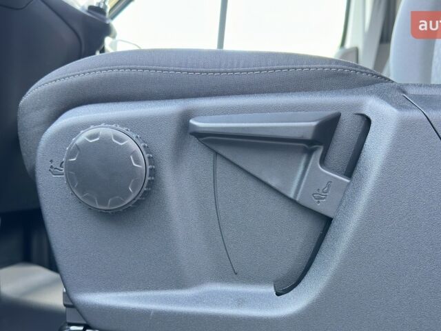 Форд Транзит, объемом двигателя 2 л и пробегом 0 тыс. км за 53495 $, фото 32 на Automoto.ua