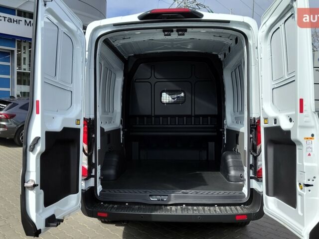 Форд Транзит, об'ємом двигуна 2 л та пробігом 0 тис. км за 49929 $, фото 6 на Automoto.ua