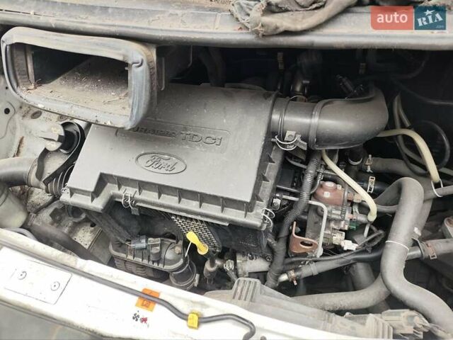 Форд Транзит, объемом двигателя 2.2 л и пробегом 200 тыс. км за 3000 $, фото 5 на Automoto.ua