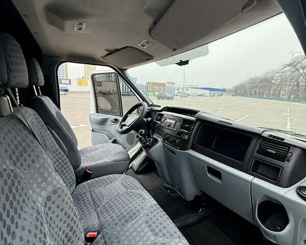 Форд Транзит, об'ємом двигуна 2.2 л та пробігом 383 тис. км за 10999 $, фото 17 на Automoto.ua