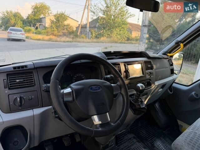 Форд Транзит, объемом двигателя 2.2 л и пробегом 271 тыс. км за 8500 $, фото 7 на Automoto.ua