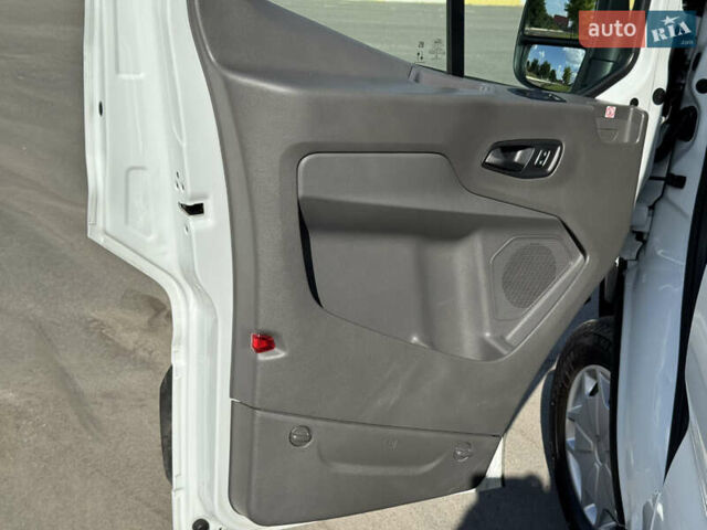 Форд Транзит, об'ємом двигуна 2 л та пробігом 237 тис. км за 17900 $, фото 33 на Automoto.ua
