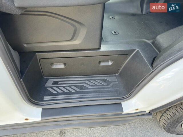 Форд Транзит, об'ємом двигуна 2 л та пробігом 237 тис. км за 17900 $, фото 55 на Automoto.ua