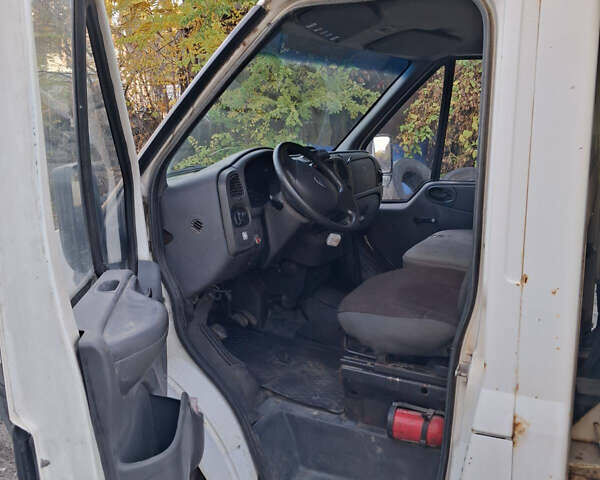 Форд Транзит, объемом двигателя 2 л и пробегом 600 тыс. км за 3600 $, фото 7 на Automoto.ua