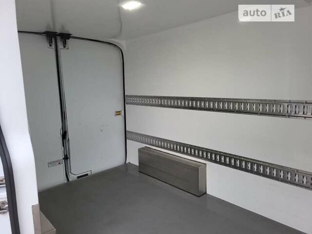 Форд Транзит, объемом двигателя 2.2 л и пробегом 340 тыс. км за 17600 $, фото 9 на Automoto.ua