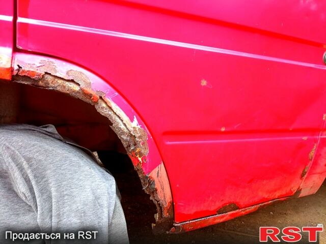 Форд Транзит, объемом двигателя 2.5 л и пробегом 700 тыс. км за 4900 $, фото 2 на Automoto.ua