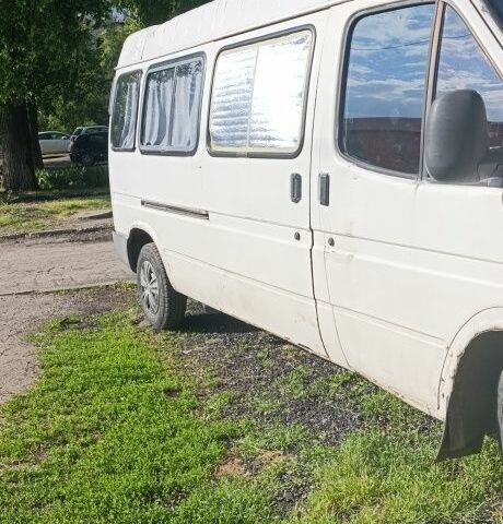 Форд Транзит, объемом двигателя 0 л и пробегом 0 тыс. км за 2400 $, фото 3 на Automoto.ua