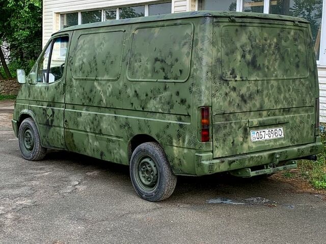 Форд Транзит, объемом двигателя 2.5 л и пробегом 200 тыс. км за 1700 $, фото 2 на Automoto.ua