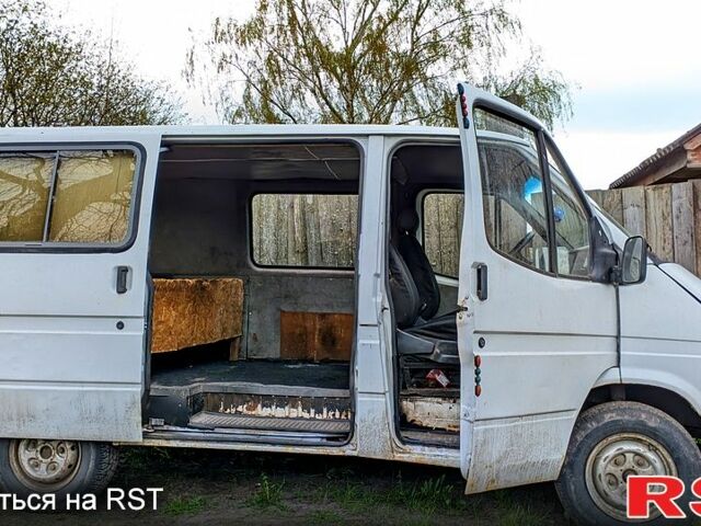 Форд Транзит, объемом двигателя 20 л и пробегом 111 тыс. км за 2000 $, фото 7 на Automoto.ua