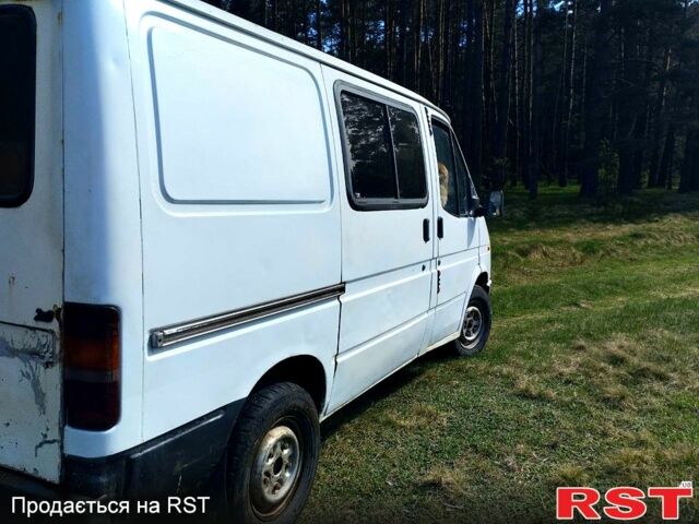 Форд Транзит, объемом двигателя 20 л и пробегом 111 тыс. км за 2000 $, фото 2 на Automoto.ua