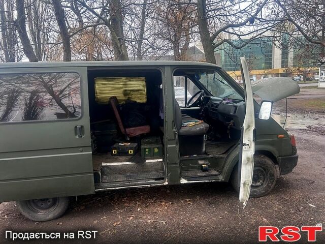 Форд Транзит, объемом двигателя 25 л и пробегом 300 тыс. км за 2700 $, фото 4 на Automoto.ua
