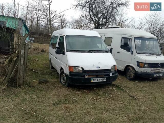 Форд Транзит, объемом двигателя 0 л и пробегом 350 тыс. км за 999 $, фото 1 на Automoto.ua