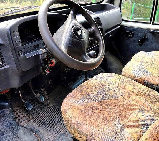 Форд Транзит, объемом двигателя 2.5 л и пробегом 550 тыс. км за 1950 $, фото 9 на Automoto.ua