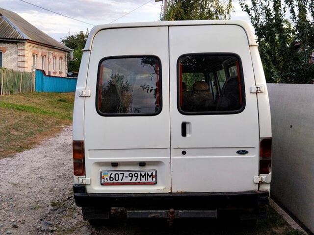 Форд Транзит, объемом двигателя 2.5 л и пробегом 550 тыс. км за 1950 $, фото 4 на Automoto.ua