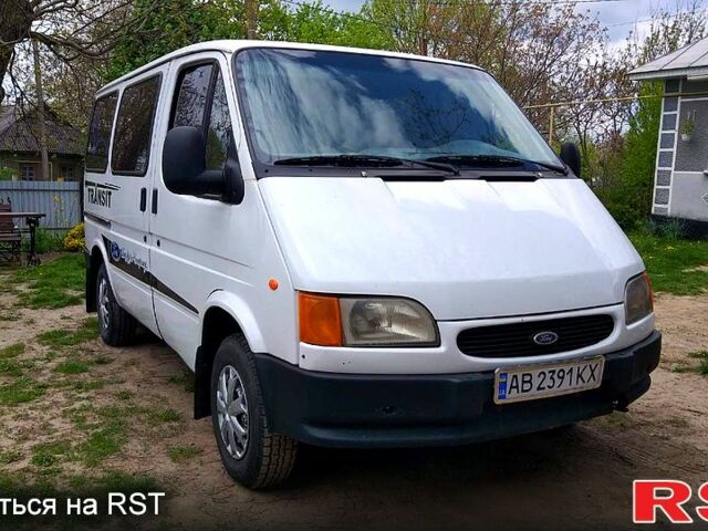 Форд Транзит, объемом двигателя 2.5 л и пробегом 300 тыс. км за 3900 $, фото 2 на Automoto.ua