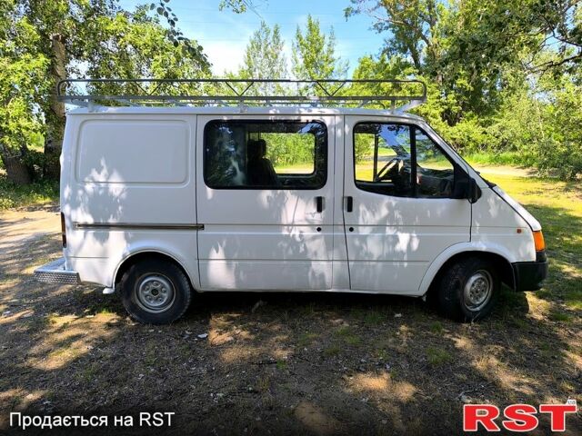 Форд Транзит, объемом двигателя 2.5 л и пробегом 300 тыс. км за 1999 $, фото 4 на Automoto.ua
