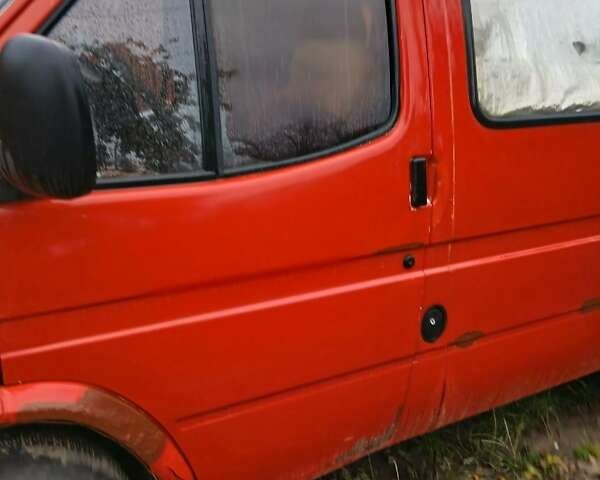 Форд Транзит, об'ємом двигуна 2.3 л та пробігом 180 тис. км за 2000 $, фото 2 на Automoto.ua