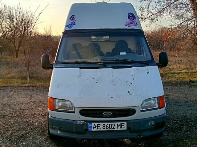 Форд Транзит, объемом двигателя 2.5 л и пробегом 0 тыс. км за 3000 $, фото 2 на Automoto.ua
