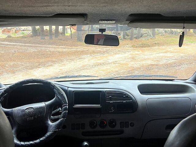 Форд Транзит, объемом двигателя 2.5 л и пробегом 323 тыс. км за 2300 $, фото 11 на Automoto.ua