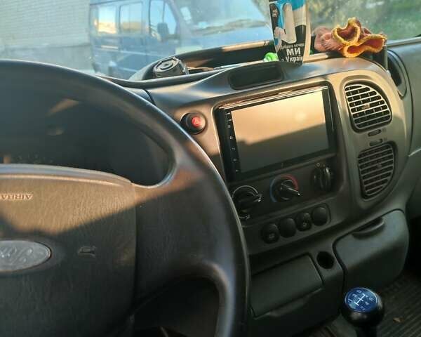 Форд Транзит, объемом двигателя 2 л и пробегом 302 тыс. км за 4300 $, фото 3 на Automoto.ua