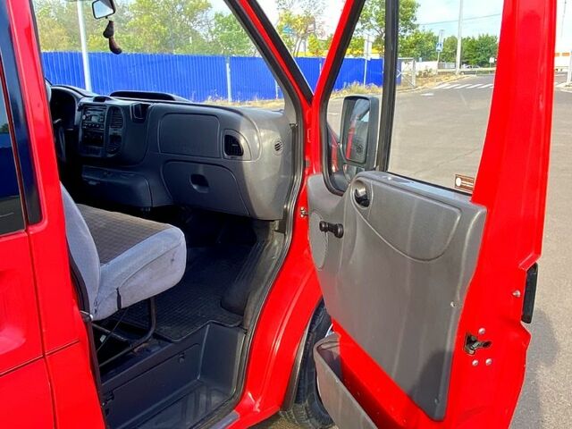 Форд Транзит, объемом двигателя 2 л и пробегом 240 тыс. км за 5699 $, фото 7 на Automoto.ua