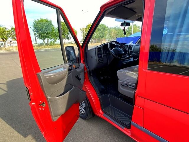 Форд Транзит, объемом двигателя 2 л и пробегом 240 тыс. км за 5699 $, фото 8 на Automoto.ua