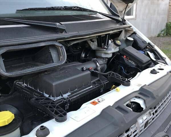 Форд Транзит, об'ємом двигуна 2.2 л та пробігом 206 тис. км за 10134 $, фото 6 на Automoto.ua
