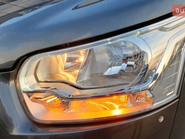 купити нове авто Форд Транзит 2024 року від офіційного дилера FORD ЛИГА-II Форд фото