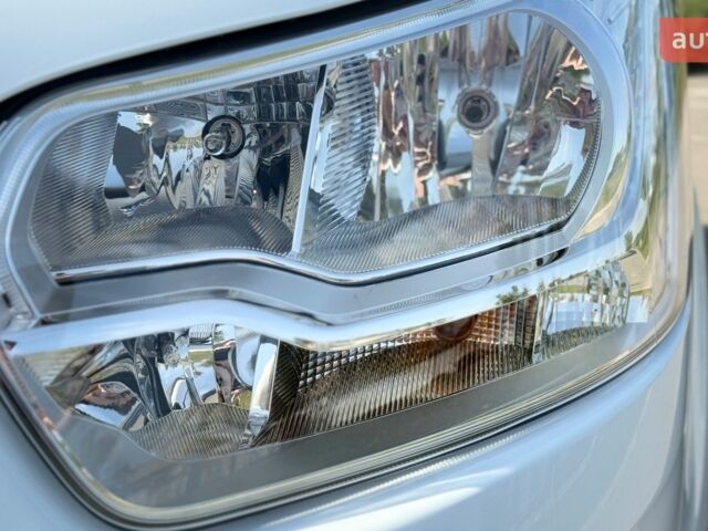 Форд Транзит, объемом двигателя 2 л и пробегом 0 тыс. км за 64175 $, фото 4 на Automoto.ua