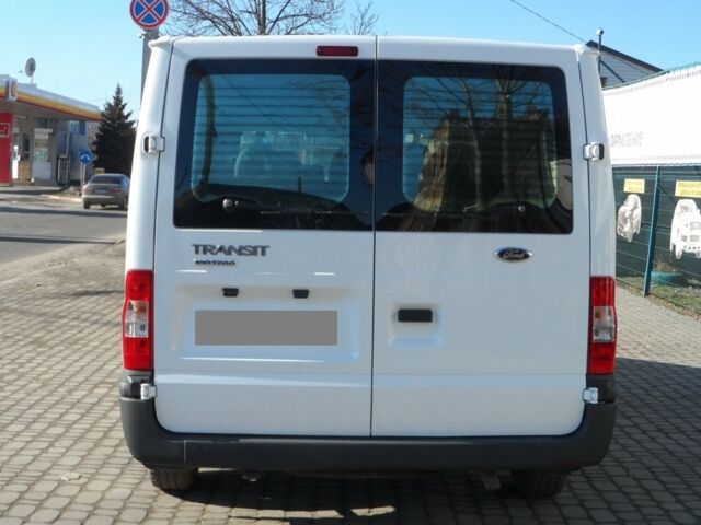 Белый Форд Транзит пасс., объемом двигателя 22 л и пробегом 227 тыс. км за 11900 $, фото 3 на Automoto.ua