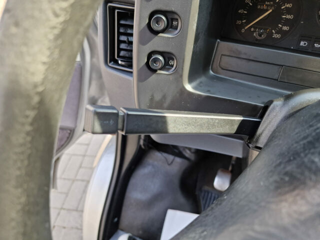 Сірий Форд Транзит пас., об'ємом двигуна 2.5 л та пробігом 91 тис. км за 3990 $, фото 23 на Automoto.ua