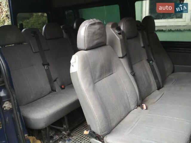 Синій Форд Транзит пас., об'ємом двигуна 2 л та пробігом 550 тис. км за 5500 $, фото 4 на Automoto.ua