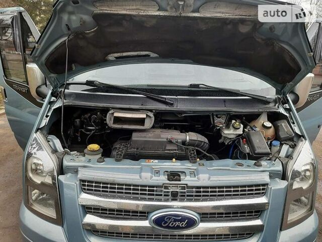 Синий Форд Транзит пасс., объемом двигателя 2.2 л и пробегом 200 тыс. км за 12200 $, фото 13 на Automoto.ua