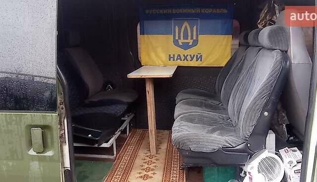 Зелений Форд Транзит пас., об'ємом двигуна 2 л та пробігом 375 тис. км за 6300 $, фото 10 на Automoto.ua