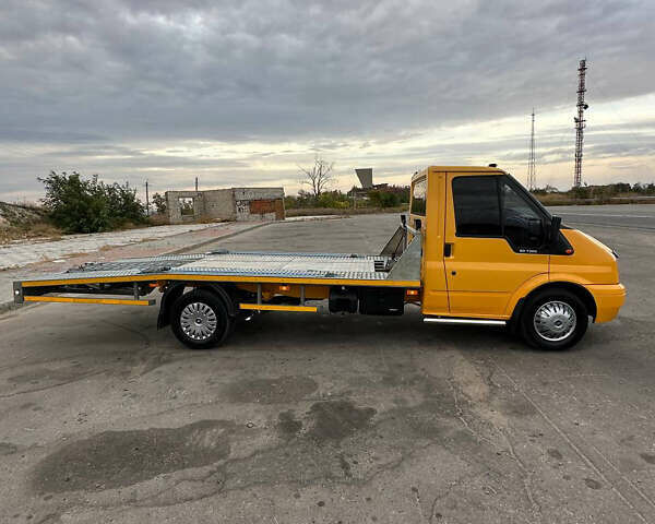 Форд Транзит 2003 в Харькове на Automoto.ua Желтый Форд Транзит, объемом двигателя 2.4 л и пробегом 0 тыс. км за 12900 $, фото 1 на Automoto.ua